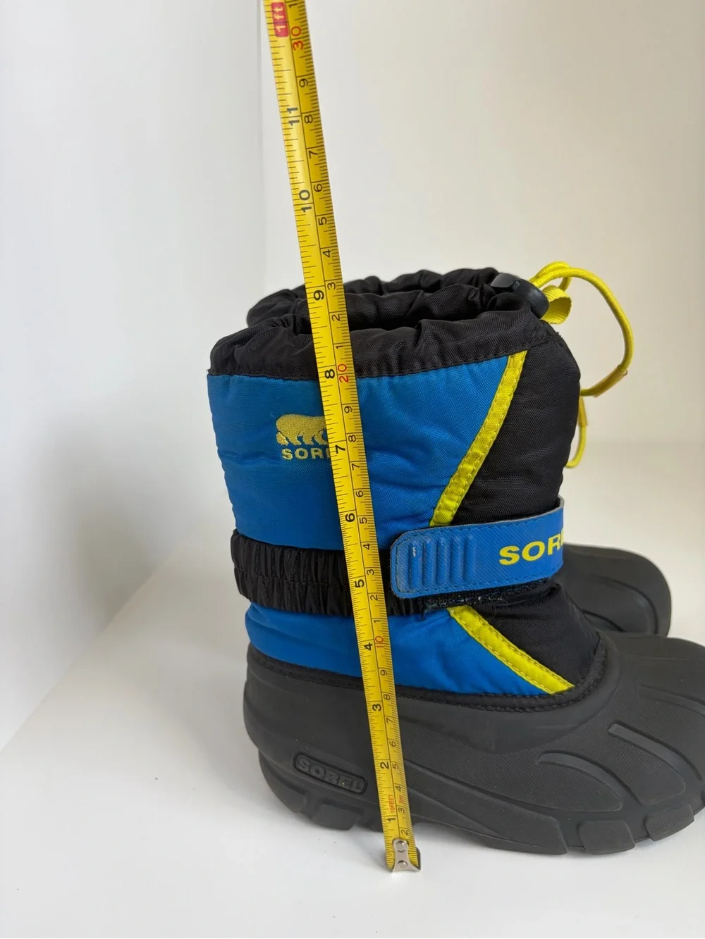 SOREL Kids Flurry Snow Boots Blue & Black  with Yellow Accents Size 12